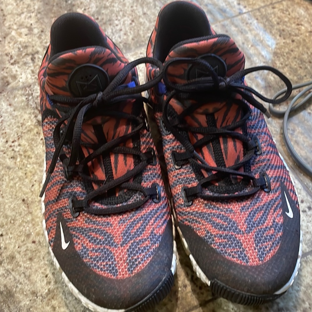 Nike free metcon worn a few times